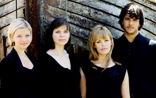 M09 Chiaroscuro Quartet.jpg M09 Chiaroscuro Quartet.jpg
