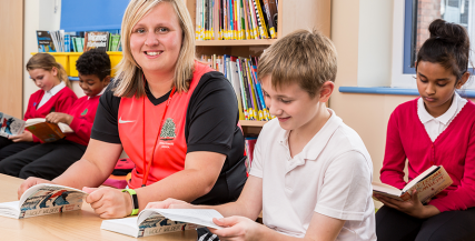 Reading Teachers = Reading Pupils Reading Teachers = Reading Pupils