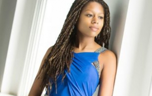 Isata Kanneh Mason.jpg Isata Kanneh Mason.jpg