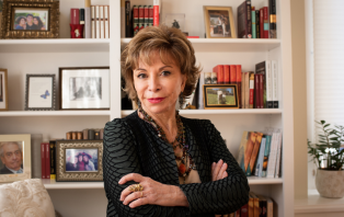 Read the World Isabel Allende .png Read the World Isabel Allende .png