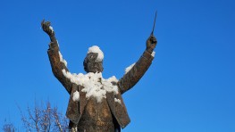 Holst Statue in the Snow Holst Statue in the Snow
