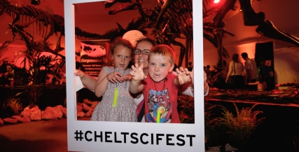 Dinozone - Science 2015 Dinozone - Science 2015